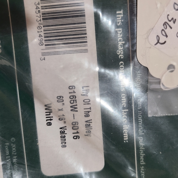 Heritage Lace Lilly of the Valley - Picture 2 of 3